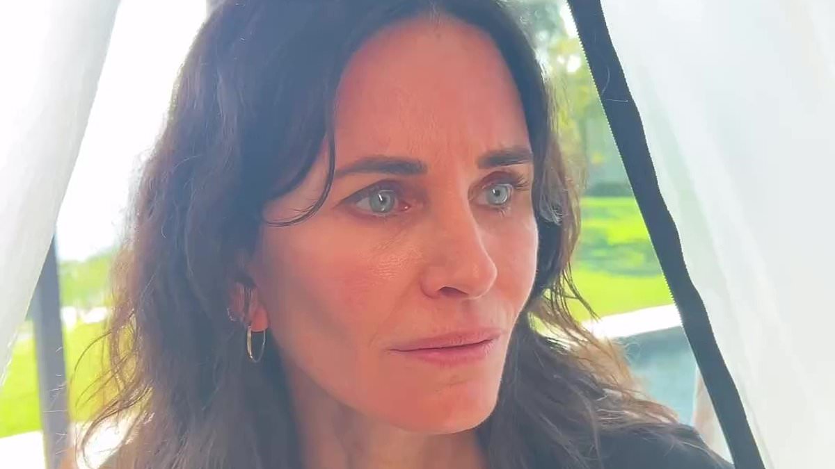 Courteney Cox Pokes Fun At Her Bangs In Scream In Fun Video Just Days After Pal Jennifer